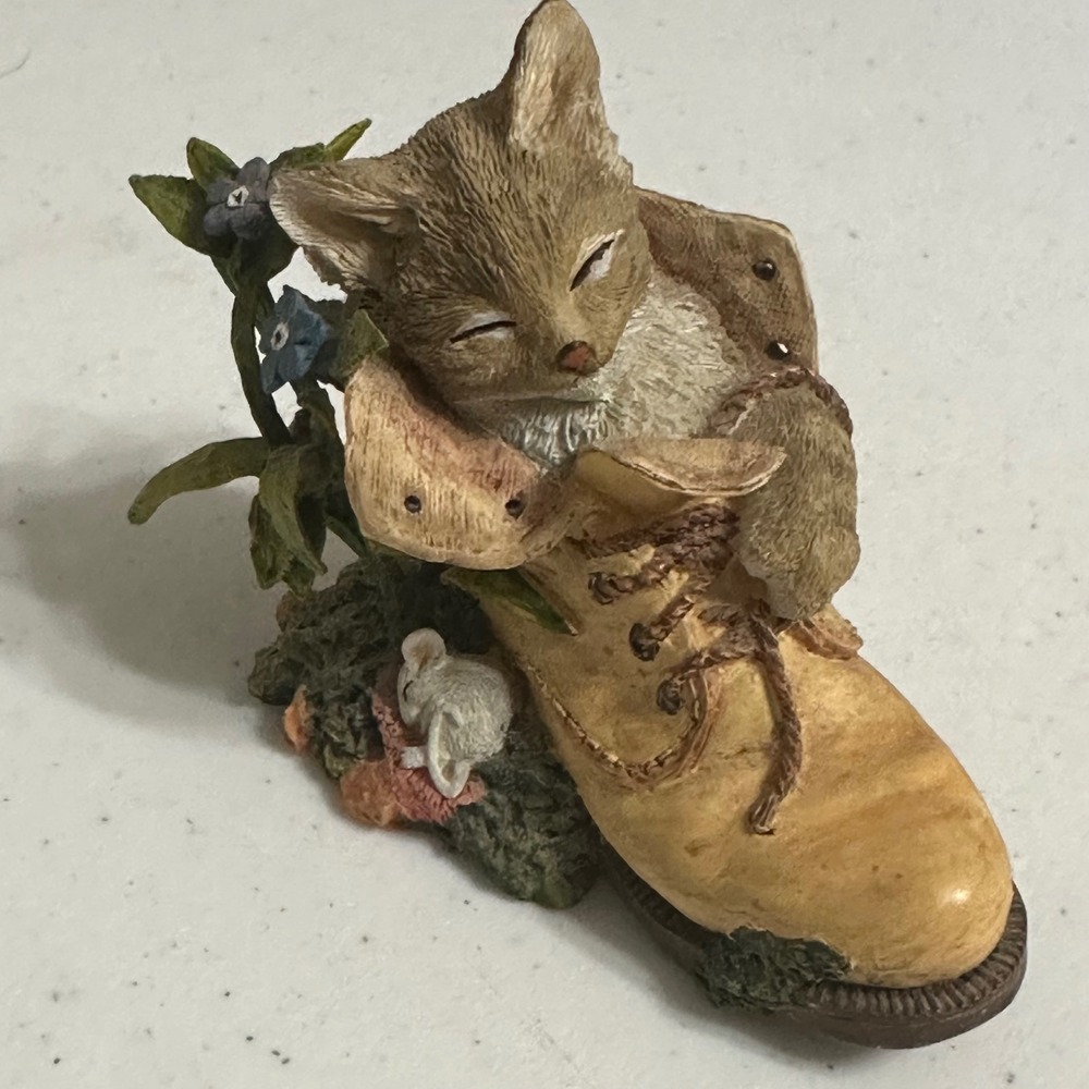 Lenox Sweet Dreamers Sleeping Kitten in Boot Figurine Resin Cat Mouse VTG 2004